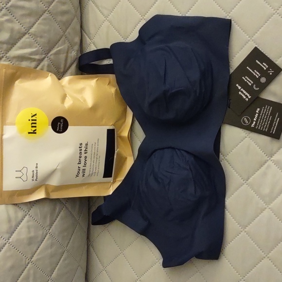 NWT Knix V-Neck Padded Bra color Midnight size 7 - Picture 2 of 9